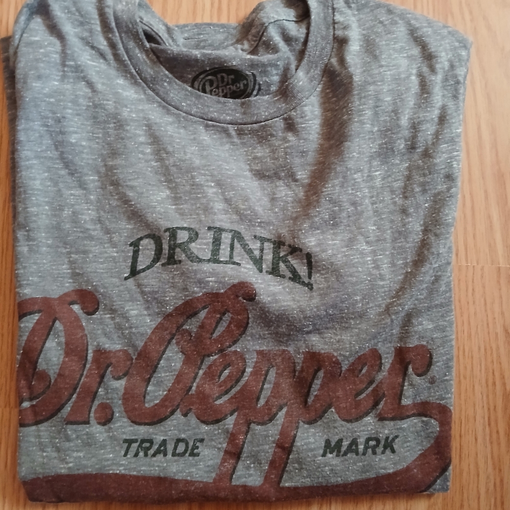 Womens Dr Pepper Shirt Size Small Graphic Nostalgic soda lover